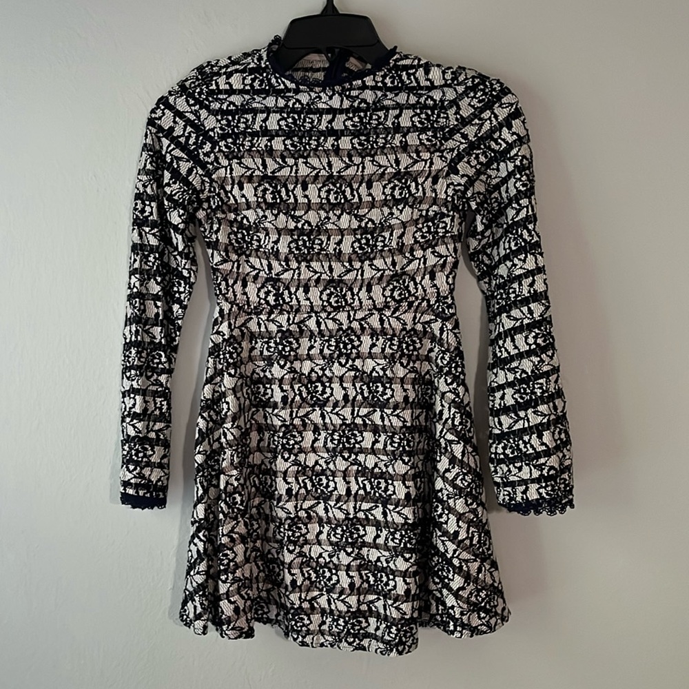 Gianni Bini girls lace skater dress size M